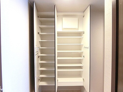 【収納】 | ライオンズタワー岡山千日前 | 玄関収納　※2026年1月撮影