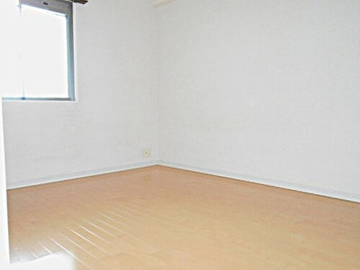 【その他】 | サーパス医大南 | 洋室（約6.2畳）　※2022年5月撮影