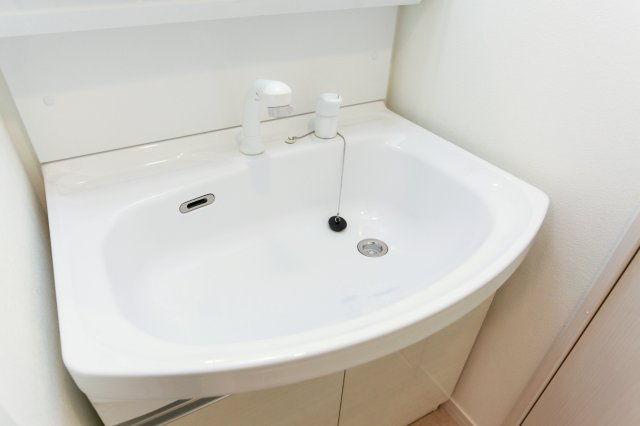 アルファシオ　ミラーニ　7階の独立洗面台|別号室のものになります。現状優先。