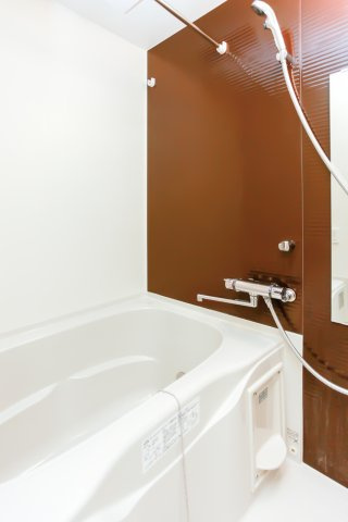 アルファシオ　ミラーニ　7階の浴室|別号室のものになります。現状優先。