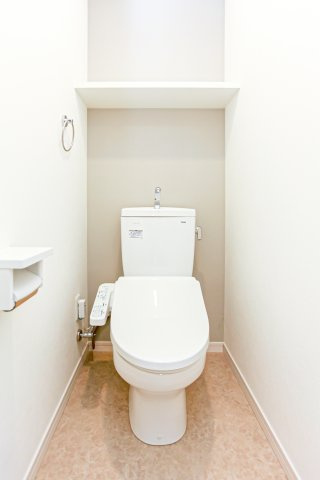 アルファシオ　ミラーニ　7階のトイレ|別号室のものになります。現状優先。