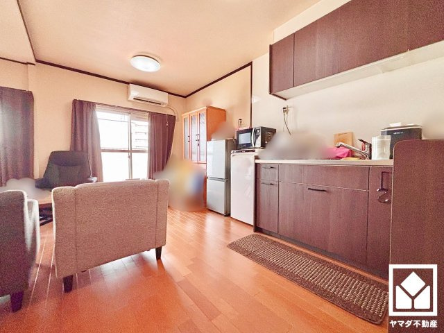 向島ニュータウン第３街区Ｂ棟の駐輪場