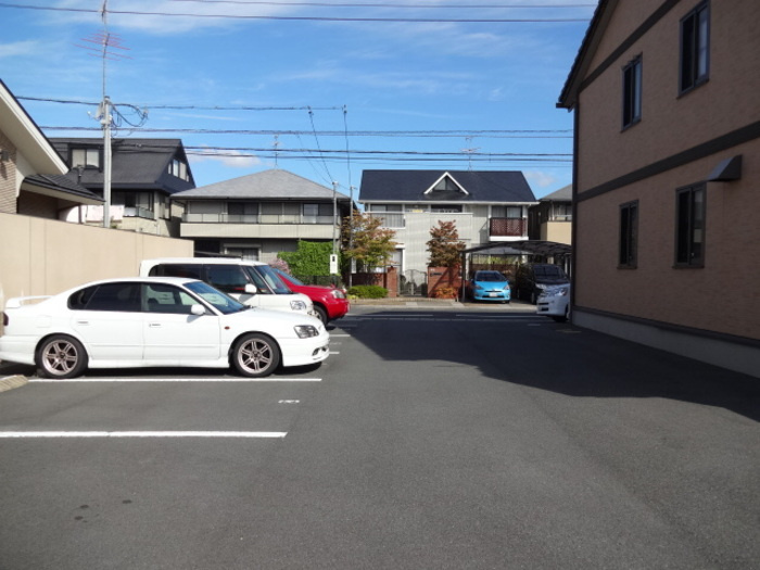 ベルデュール･野田の駐車場