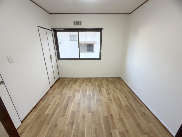 広島市佐伯区屋代２丁目の一戸建ての居間・リビング