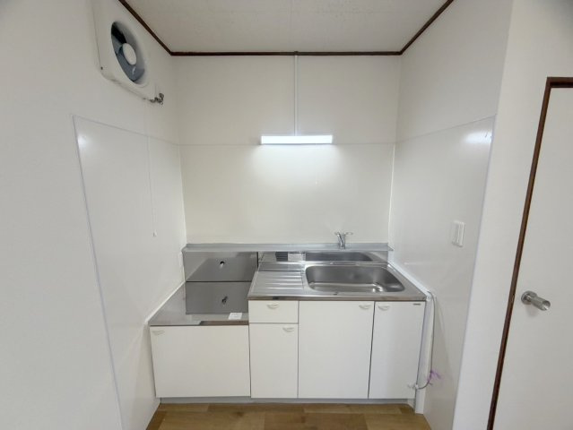 広島市佐伯区屋代２丁目の一戸建てのキッチン