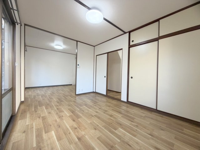 広島市佐伯区屋代２丁目の一戸建ての居間・リビング