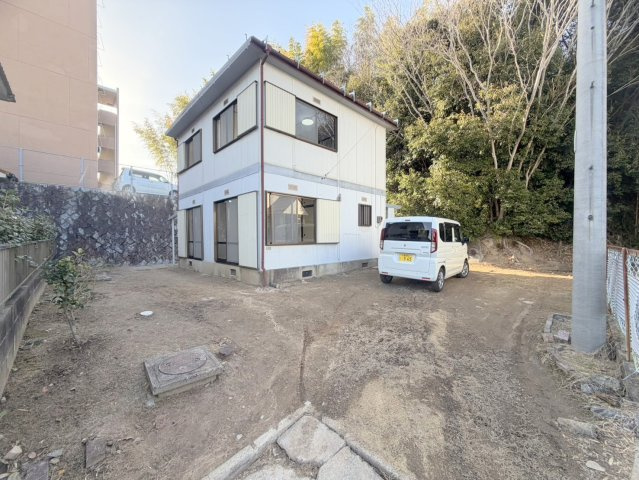 広島市佐伯区屋代２丁目の一戸建て