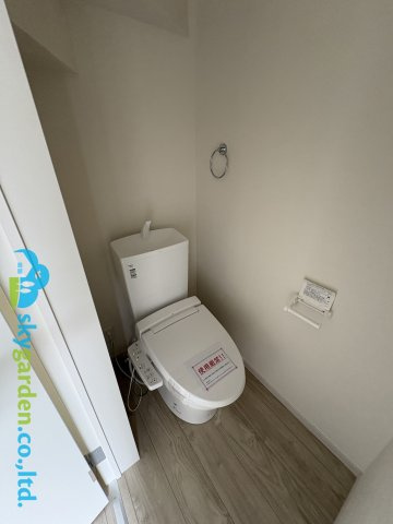 茅ヶ崎市高田３期　新築戸建　全４棟４号棟のトイレ|清潔感のあるトイレです
