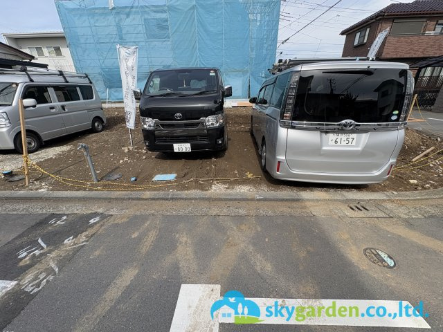 茅ヶ崎市高田３期　新築戸建　全４棟４号棟の駐車場|2025年2月27日撮影