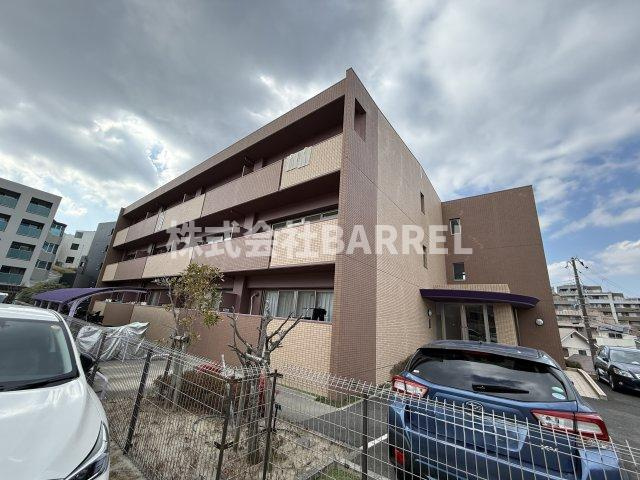 エヴァン千里山の外観