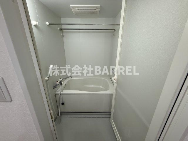 エヴァン千里山の浴室