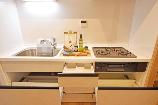 財形第3新大阪ハイツのキッチン|リフォーム済みの綺麗なキッチン◎