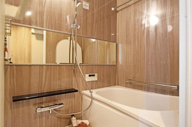 財形第3新大阪ハイツの浴室|一日の疲れを癒してくれるバスルーム。