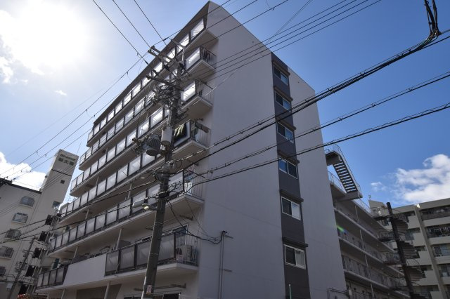 財形第3新大阪ハイツの外観