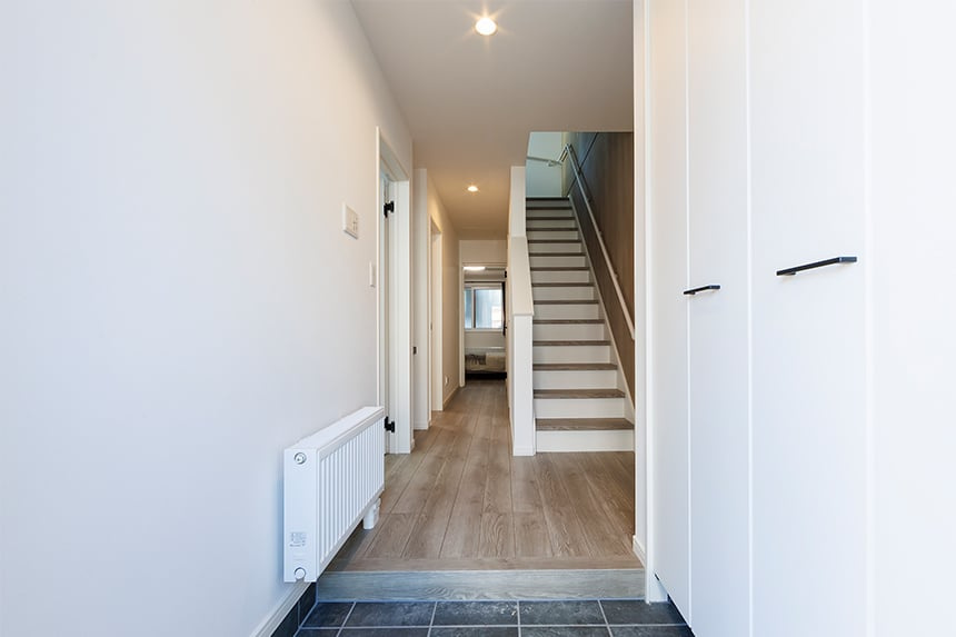 美園9条1丁目の玄関