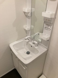 Likes飯山満町A棟の独立洗面台