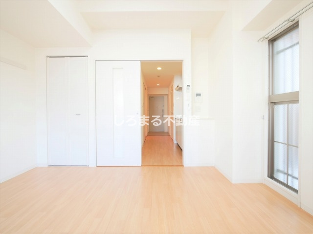 エグゼリエみなと通りの内装