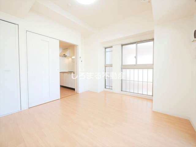 エグゼリエみなと通りの居間・リビング