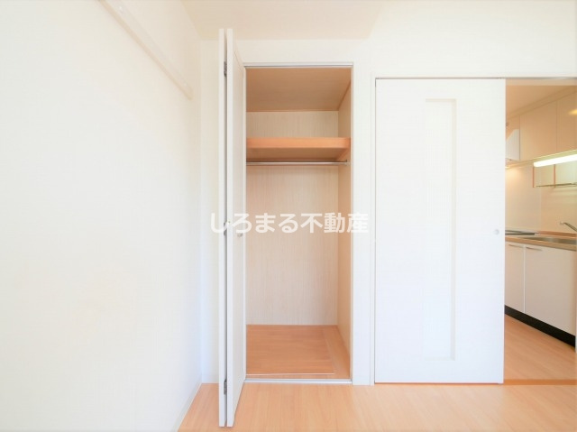 エグゼリエみなと通りの収納