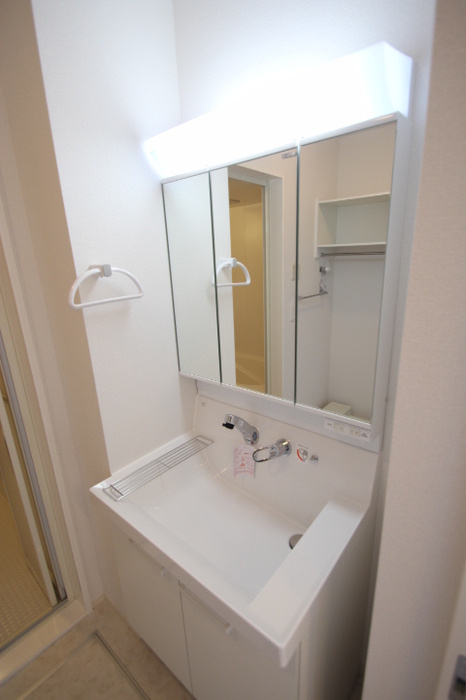 メゾンＮの洗面所