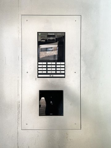 上前津ライズのエントランス