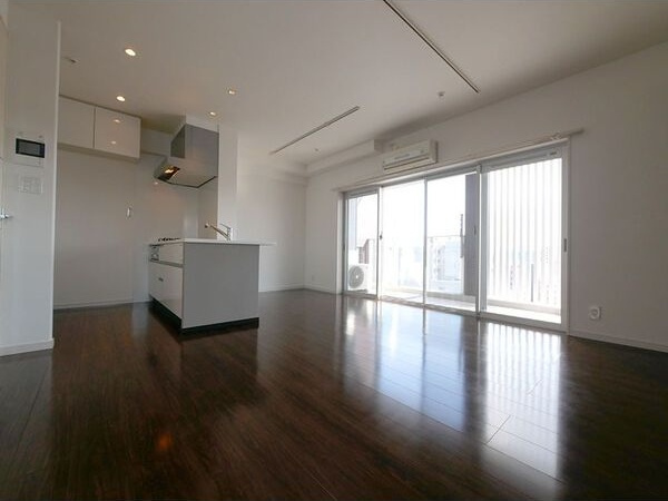 上前津ライズの内装