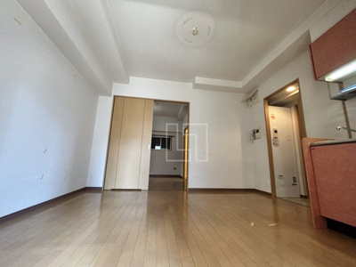 【居間・リビング】 | ロイヤルヒルIII | ロイヤルヒルⅢ　ダイニングスペース