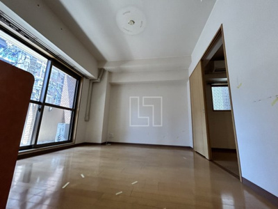 【居間・リビング】 | ロイヤルヒルIII | ロイヤルヒルⅢ　ダイニングスペース