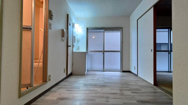 プレアール高槻春日の居間・リビング