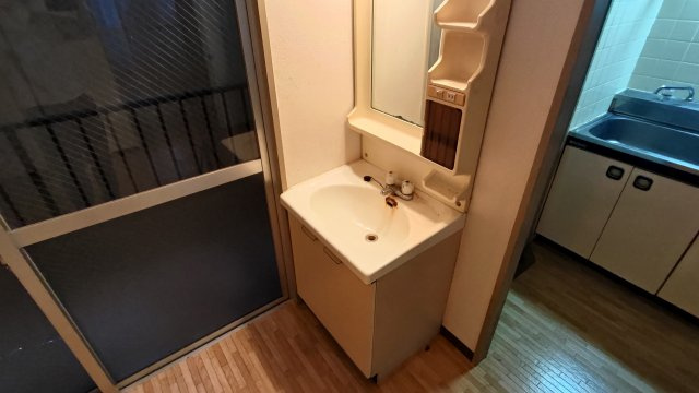 プレアール高槻春日の洗面所