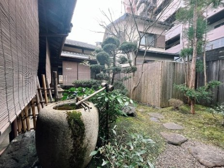 衣笠御所ノ内町　京町家の庭