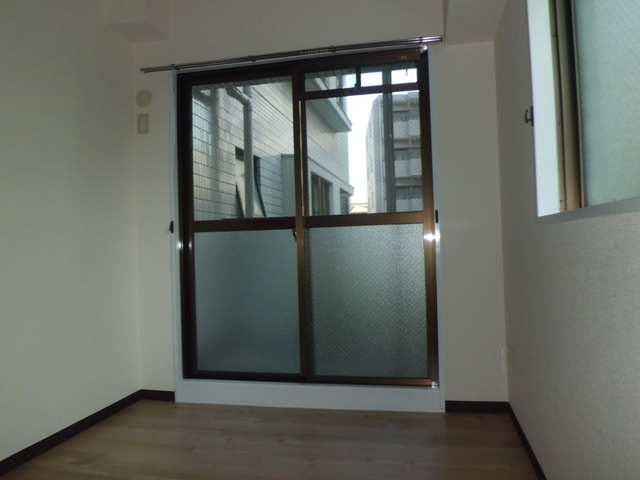 ベネフィス芦屋の洋室