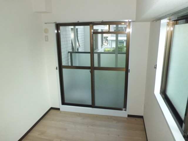 ベネフィス芦屋の洋室