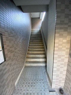 フローラ甲南山手の外観