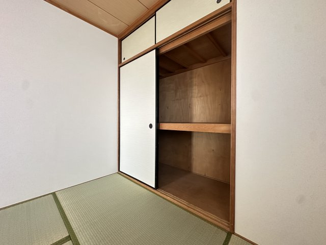 ラ・モードニシカワ1の収納