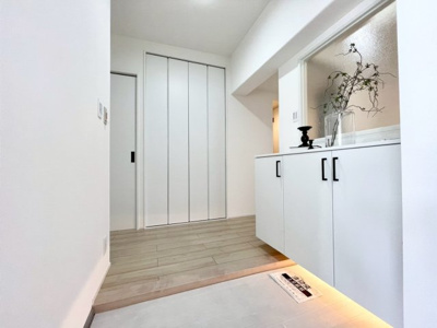 【玄関】 | 高槻阿武山二番街208棟