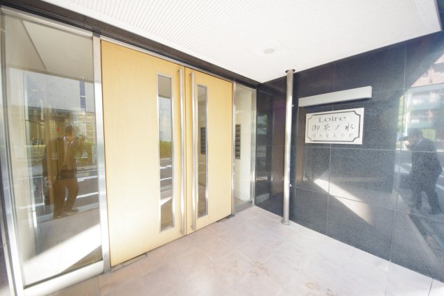 【エントランス】