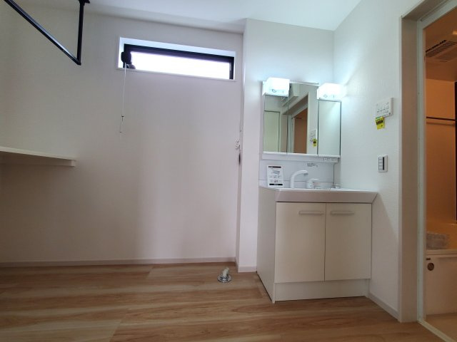 三郷市　高州丁目　新築戸建　全1棟の洗面所|施工例です