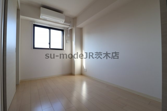 ボソレイユの洋室