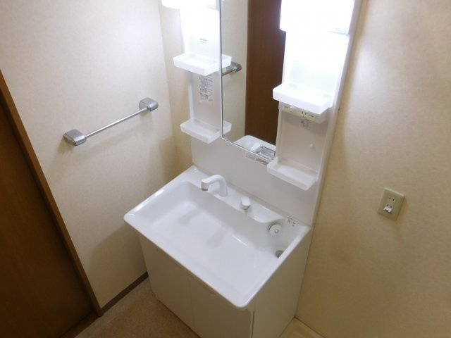 高槻市城西町の賃貸マンションの洗面所