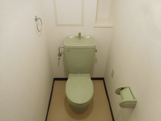 高槻市城西町の賃貸マンションのトイレ