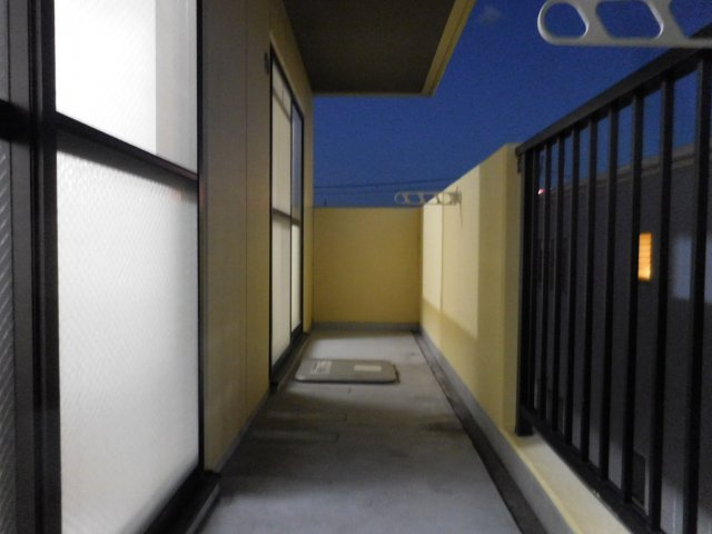 高槻市城西町の賃貸マンションのバルコニー