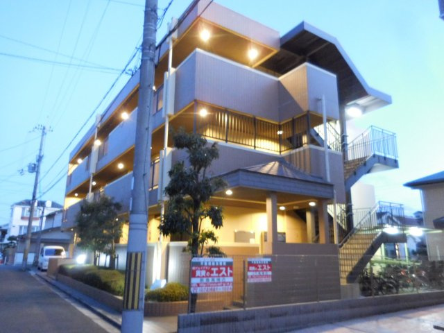 高槻市城西町の賃貸マンションの外観