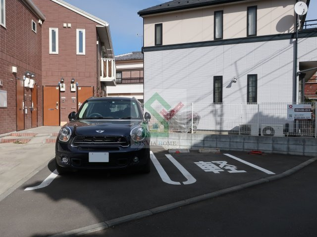 アンセスターMの駐車場