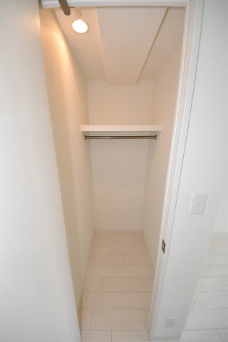 エスリード難波レジデンスの収納