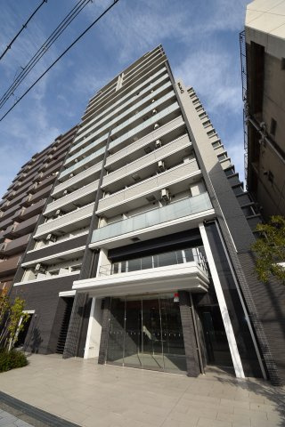 エスリード難波レジデンスの外観