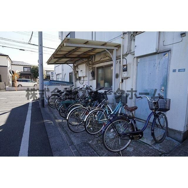 三鷹市牟礼６丁目の賃貸マンションの駐車場