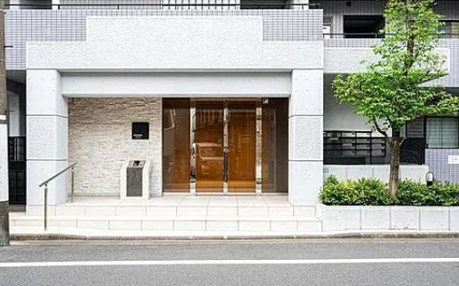 インプルーブ千川のエントランス