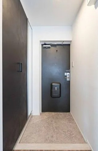 インプルーブ千川の玄関