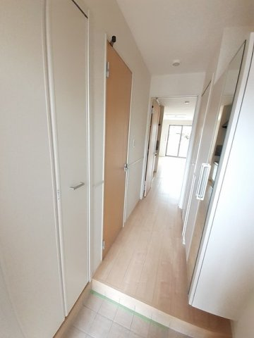 カローレの玄関